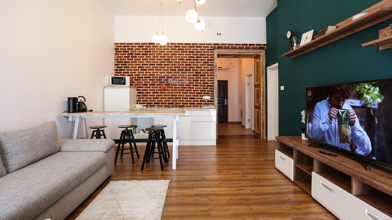 Unirii Old Square Apartments 4 Temeşvar Dış mekan fotoğraf