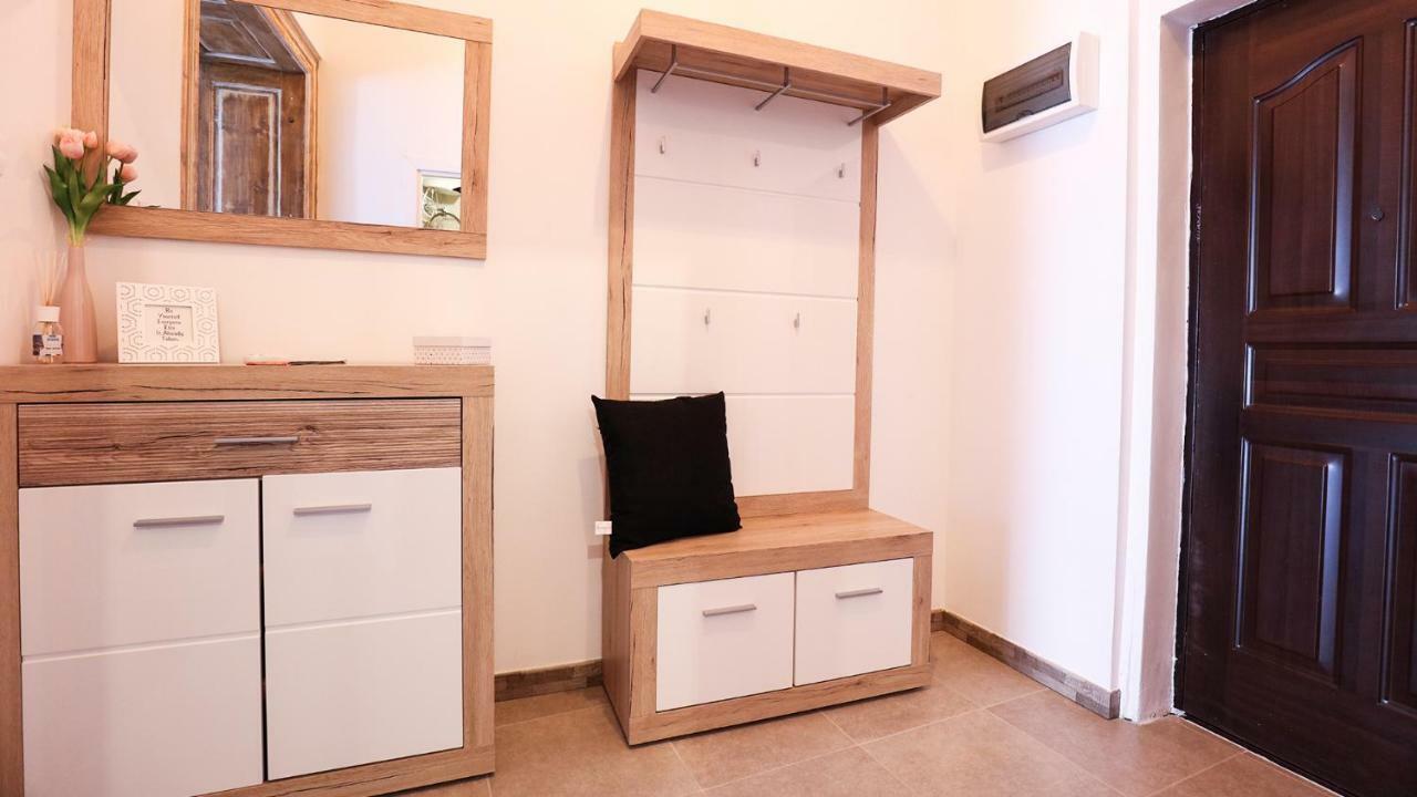 Unirii Old Square Apartments 4 Temeşvar Dış mekan fotoğraf